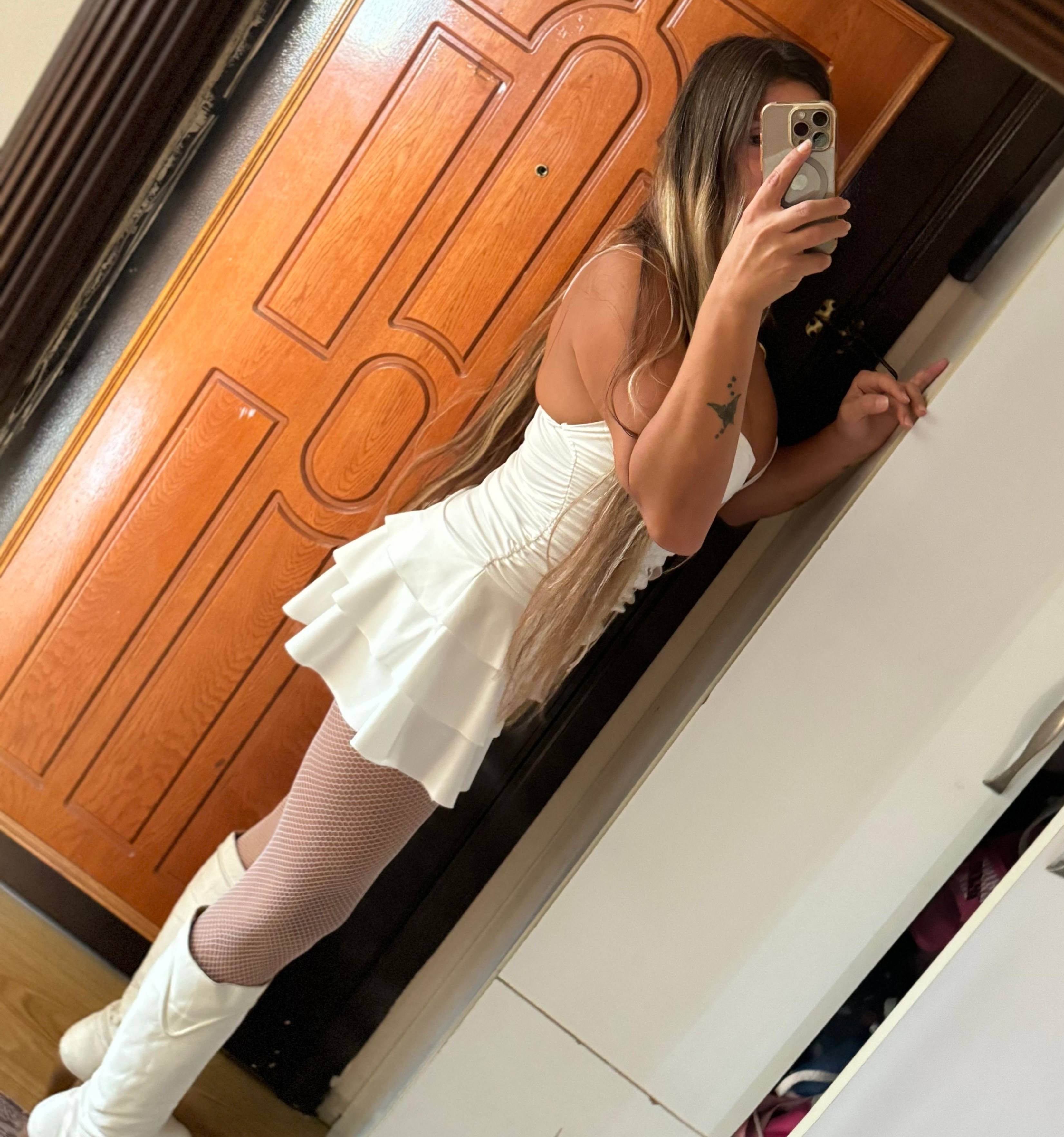 Bahçeşehir Escort Bayan İremle Gerçek Aşkı Keşfedin